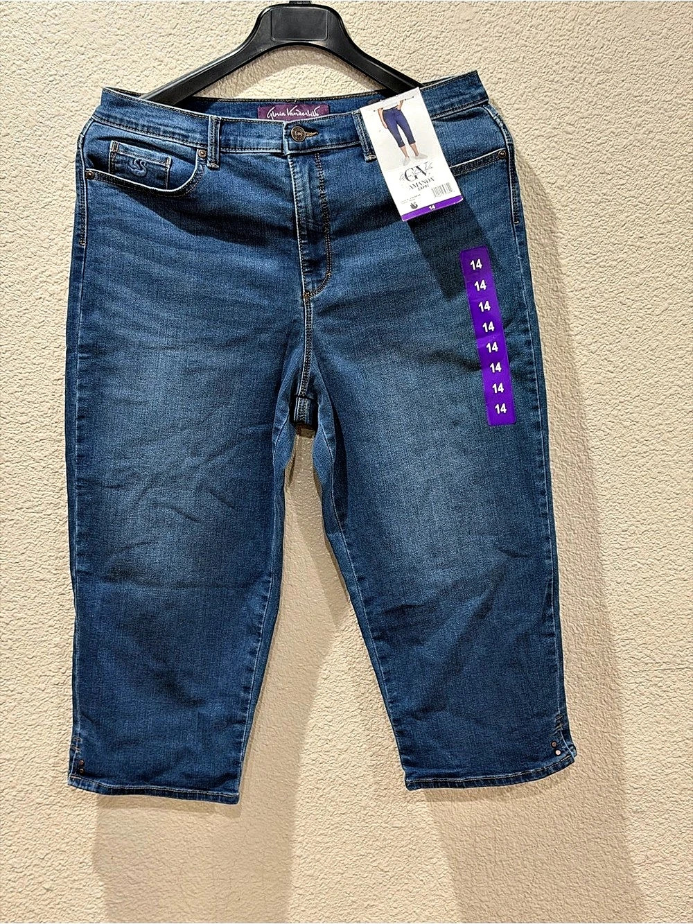 Gloria Vanderbilt Amanda Capri Jeans Blue Waist 14 NWT